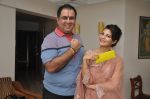  Jacqueline fernandes celebrates Raksha Bandhan with her manager Sonu Lakhwani on 20th Aug 2013 (1).JPG